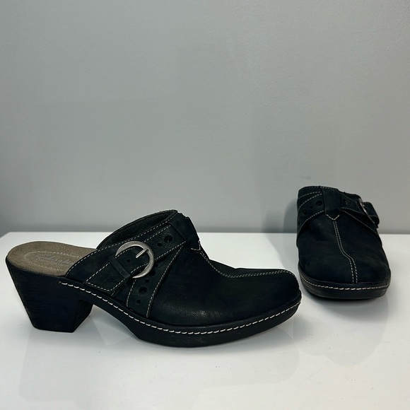 Clarks Bendables Black Leather Clogs Size 9 - Picture 1 of 15